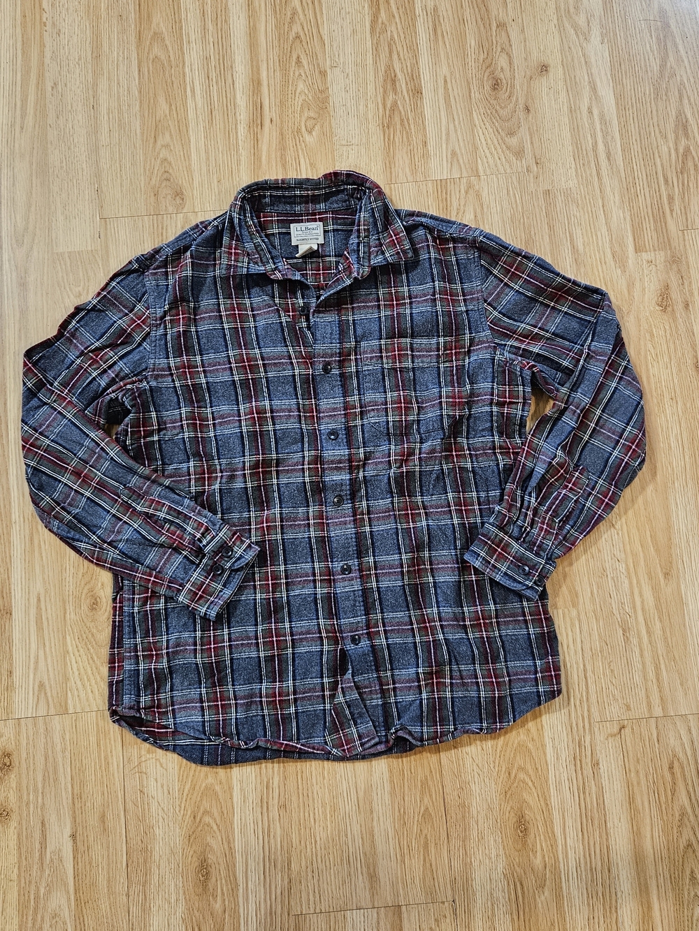 L.L. Bean Gray & Red Plaid Button-Down Flannel - Size L-REG - 100% Cotton